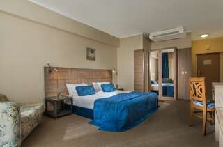 Отель DAS Club Hotel Sunny Beach - All Inclusive Солнечный Берег Стандартный двухместный номер с 1 кроватью (для 2 взрослых и 1 ребенка)-2