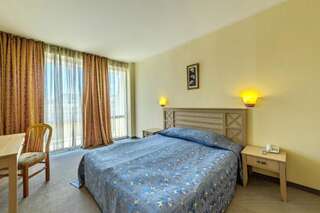 Отель DAS Club Hotel Sunny Beach - All Inclusive Солнечный Берег Двухместный номер с 1 кроватью и балконом (для 2 взрослых и 1 ребенка)-6
