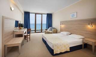 Отель DAS Club Hotel Sunny Beach - All Inclusive Солнечный Берег Двухместный номер с 1 кроватью и балконом (для 2 взрослых и 1 ребенка)-7