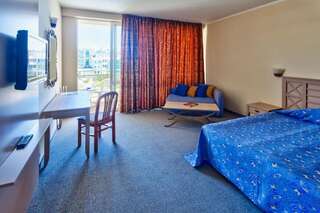 Отель DAS Club Hotel Sunny Beach - All Inclusive Солнечный Берег Двухместный номер с 1 кроватью и балконом (для 2 взрослых и 1 ребенка)-8